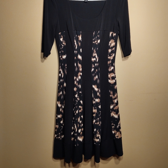 Enchanted cheetah print flowy knee length dress - Picture 6 of 6